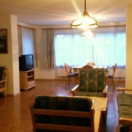 Guest house Bayersoier Hof 2*